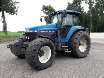 Tractor NEW HOLLAND