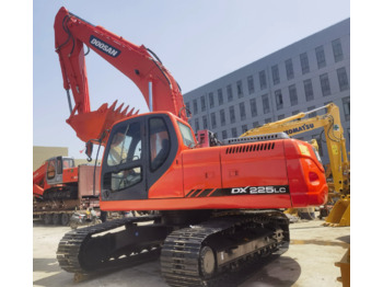 Excavadora de cadenas DOOSAN DX225