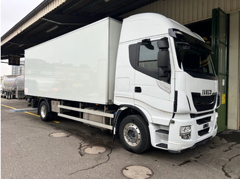 Camión caja cerrada IVECO Stralis