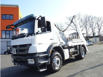 Camión portacontenedor de cadenas MERCEDES-BENZ Axor 1833