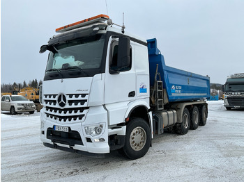 Camión volquete MERCEDES-BENZ Arocs