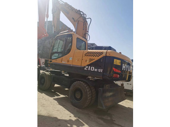 Excavadora de ruedas HYUNDAI 210W-9: foto 3