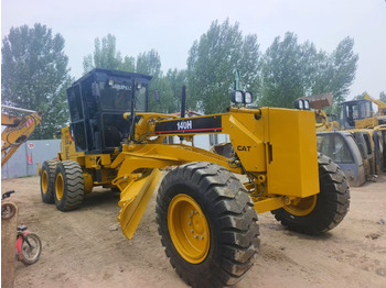 Grader CATERPILLAR 140H