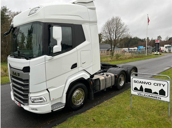 Cabeza tractora DAF XF 530