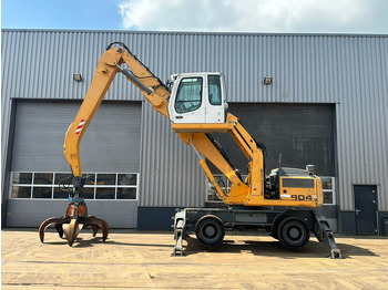 Excavadora de ruedas LIEBHERR A 904 C