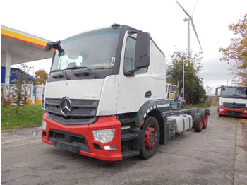 Camión portavehículos MERCEDES-BENZ Actros