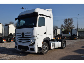 Cabeza tractora MERCEDES-BENZ Actros 1845