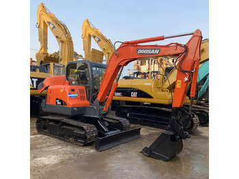 Excavadora de cadenas DOOSAN DX60