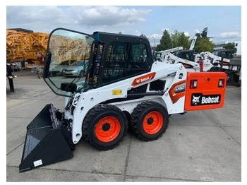 Minicargadora BOBCAT S450