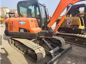 Miniexcavadora DOOSAN DX60