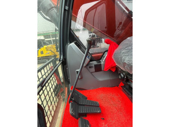 Excavadora de cadenas Doosan DX 225 LC: foto 2