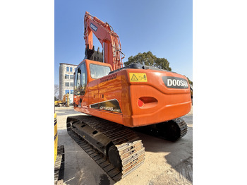 Excavadora de cadenas DOOSAN DX225LC