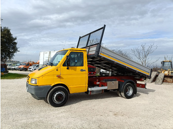 Camión volquete IVECO Daily