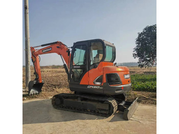 Miniexcavadora DOOSAN DX60