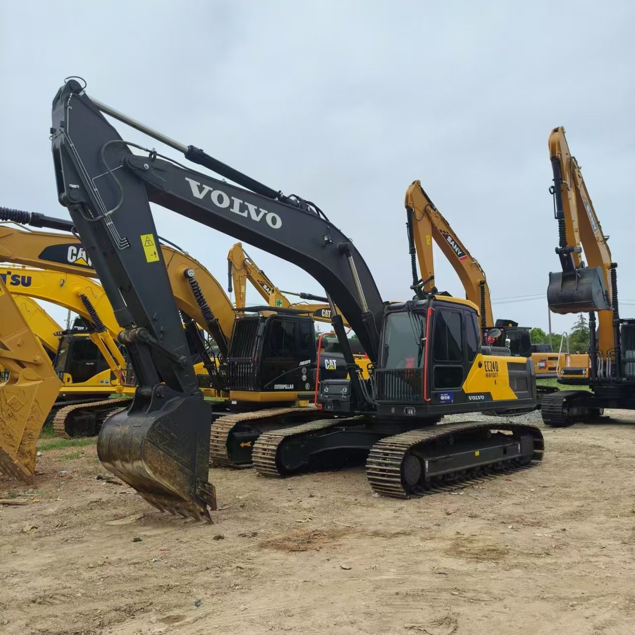 Excavadora de cadenas VOLVO EC240