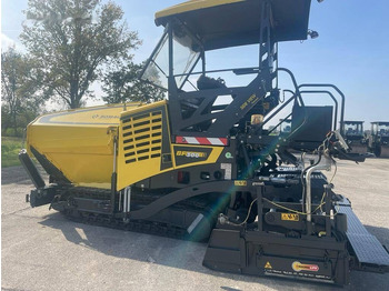 Pavimentadora de asfalto BOMAG