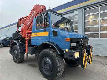 Camión grúa UNIMOG U1500