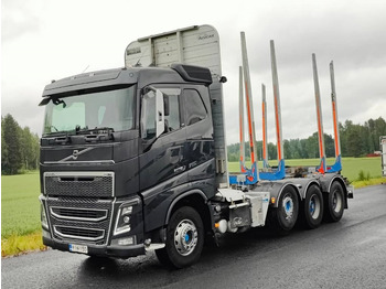 Camión forestal VOLVO FH16