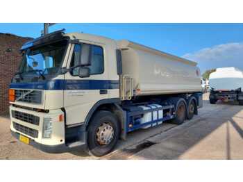 Camión cisterna VOLVO FM