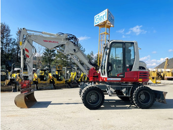 Excavadora de ruedas TAKEUCHI