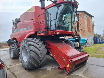 Cosechadora de granos CASE IH