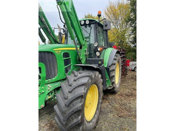 Tractor JOHN DEERE 6830