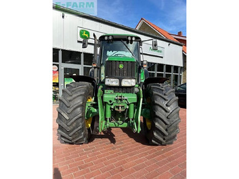 Tractor John Deere 6920 premium autopowr 40: foto 2