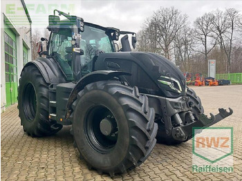 Tractor VALTRA