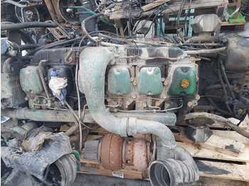 Motor VOLVO F12 ENGINE D122: foto 1