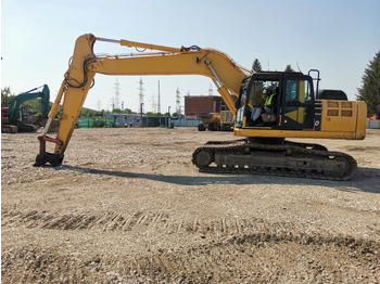 Excavadora KOMATSU PC240