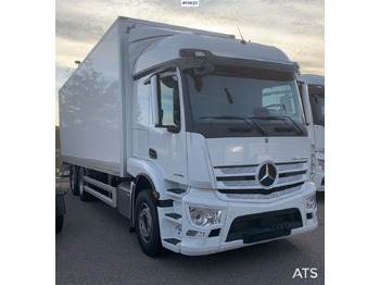 Camión caja cerrada MERCEDES-BENZ Actros