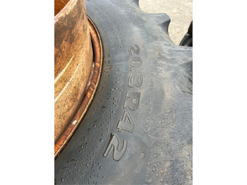 Neumáticos y llantas Goodyear 20.8R42,BKT 460/85R30 Zwillinge: foto 5 Neumáticos y llantas Goodyear 20.8R42,BKT 460/85R30 Zwillinge: foto 5