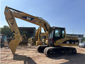 Excavadora de cadenas CATERPILLAR 320CL