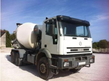 Camión hormigonera IVECO 310: foto 1