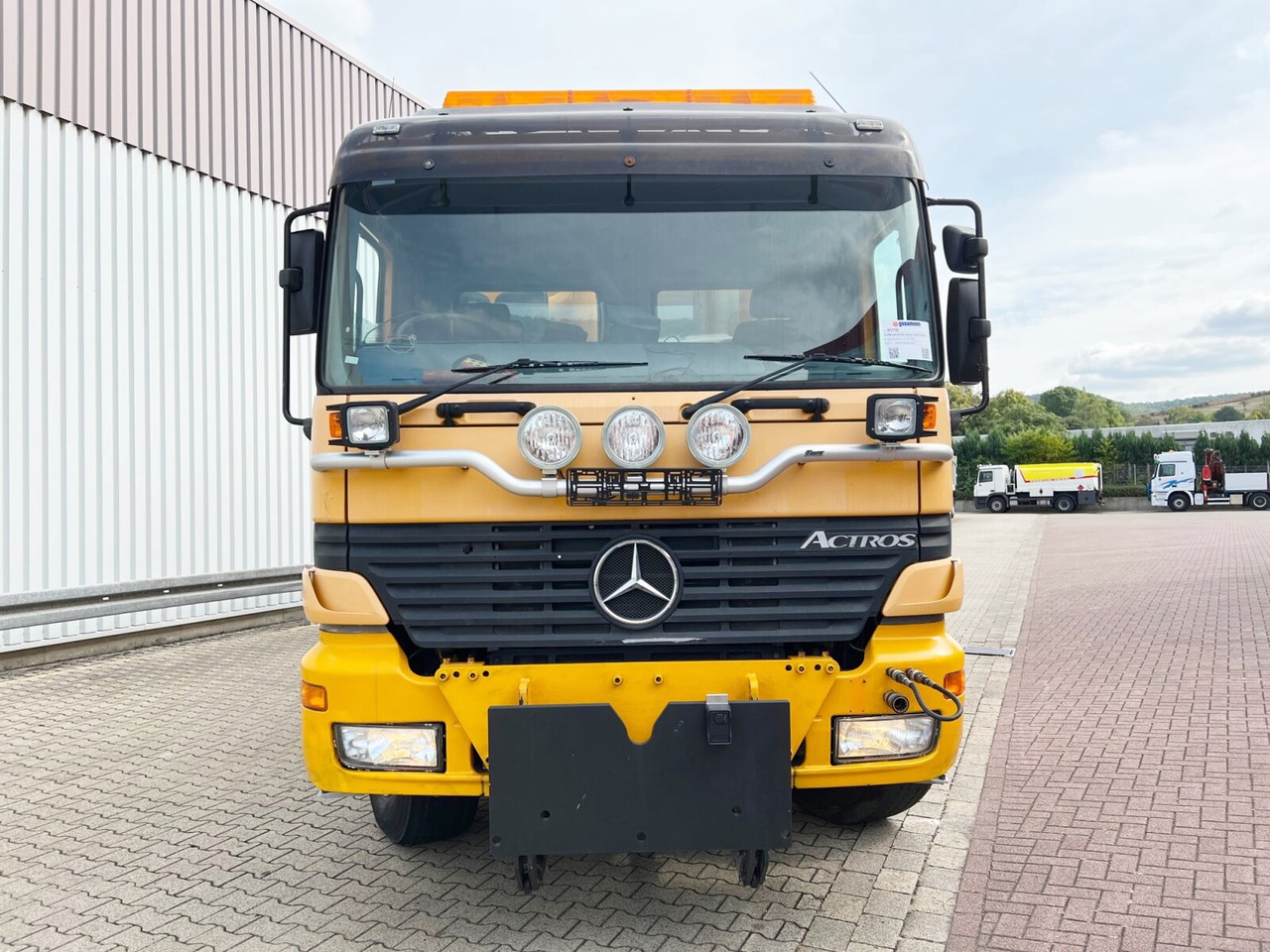 Limpieza de alcantarillado Mercedes-Benz Actros 3243 K 8x4/4 Actros 3243 K 8x4/4, Müller Saug- und Spülwagen ca. 17m³, Rechtslenker: foto 9