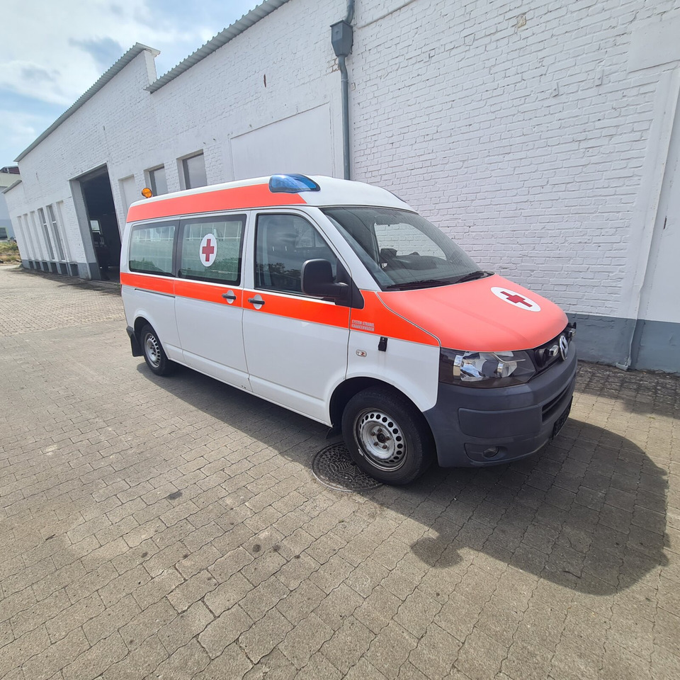 Ambulancia Volkswagen T5 2.0 TDI T5 2.0 TDI, Krankenwagen: foto 9