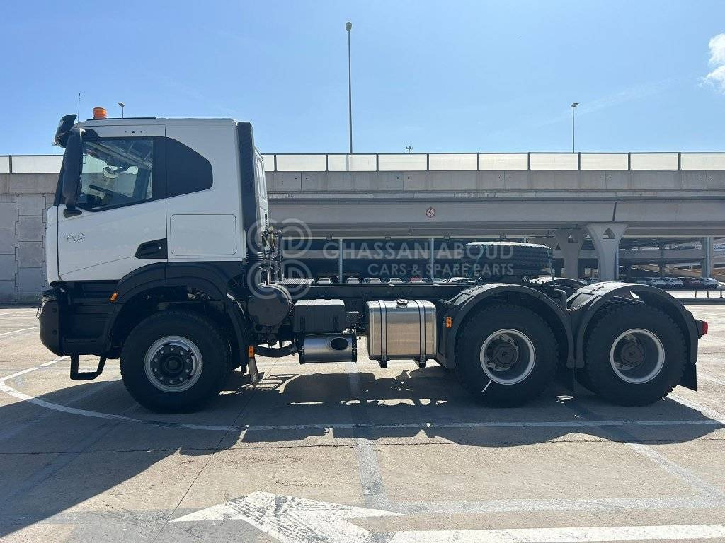 Cabeza tractora IVECO T-WAY Tractor 6×4 AT720T47TH GVW 26-38 Ton HP 470 R20Tyre MY25: foto 1