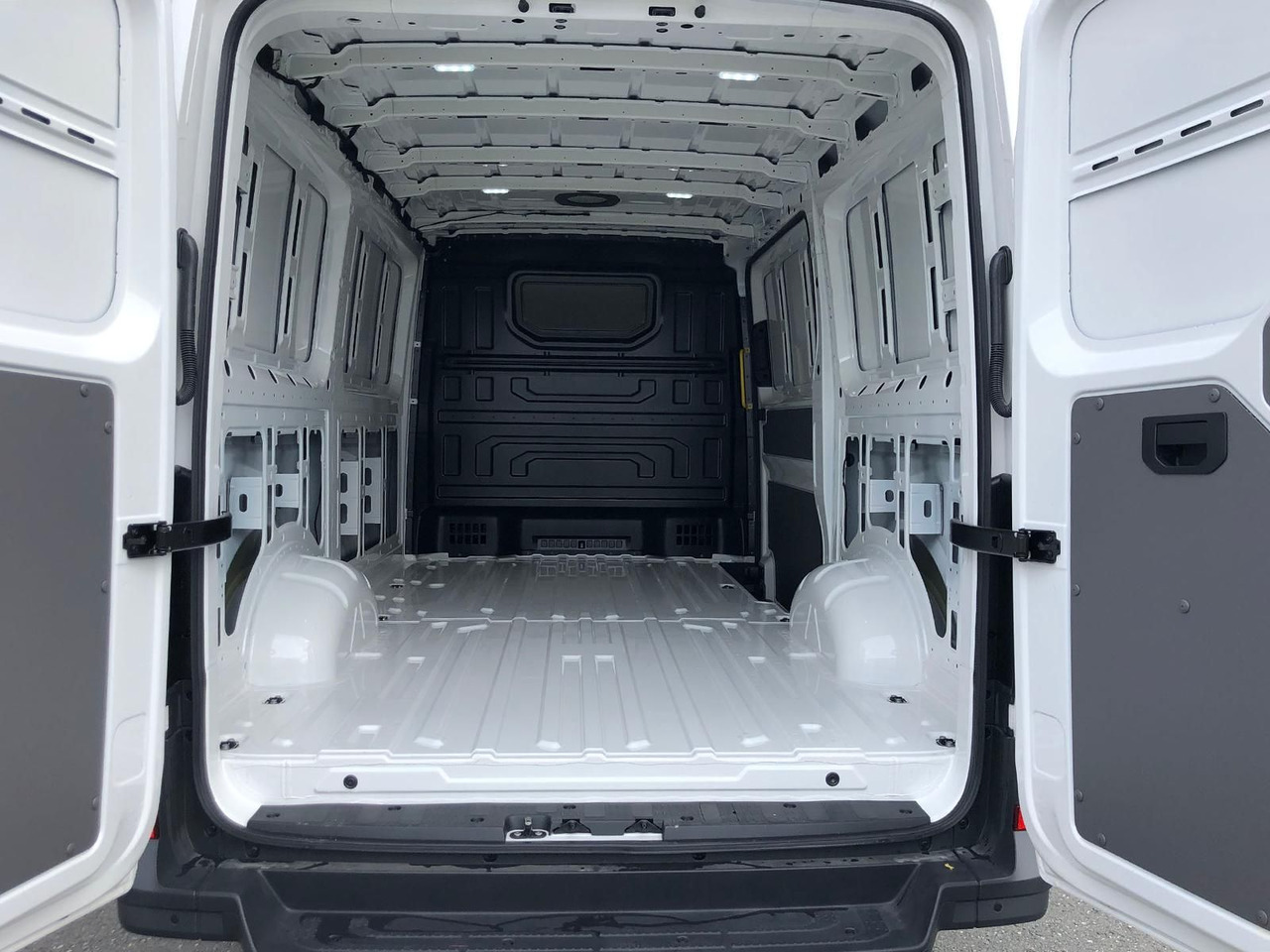 Furgón nuevo Volkswagen Crafter Kasten 35 L3H2 4MOTION LED PDC: foto 13