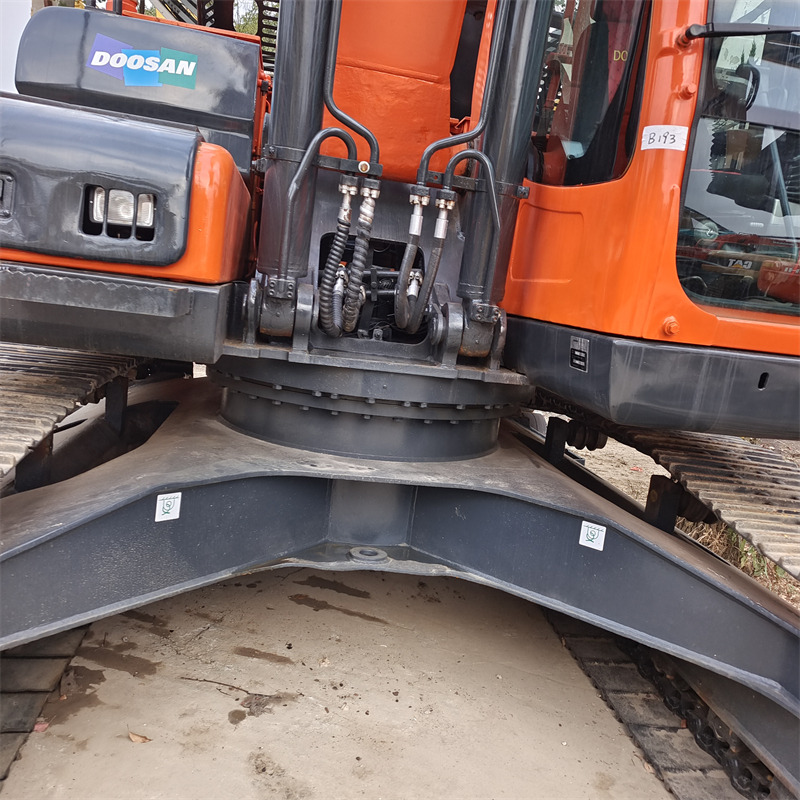 Excavadora de cadenas DOOSAN 225 DX225LC-9C doosan dx 225 lc: foto 15