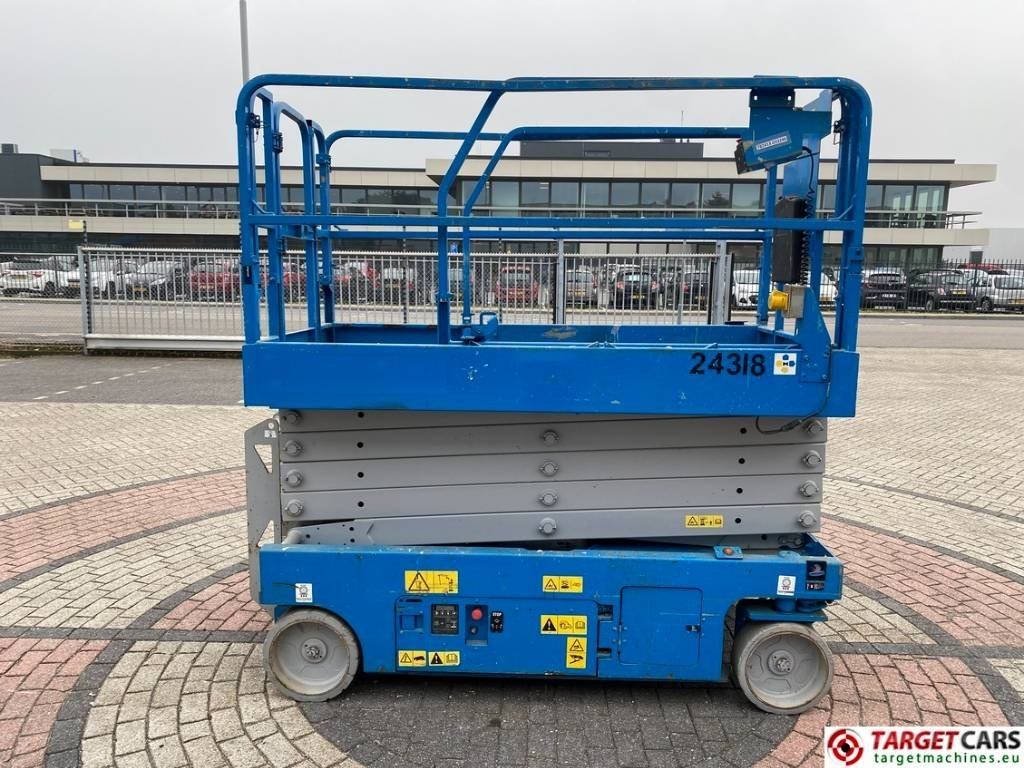 Plataforma de tijeras Genie GS-3246 Electric Scissor Work Lift 1175cm: foto 31