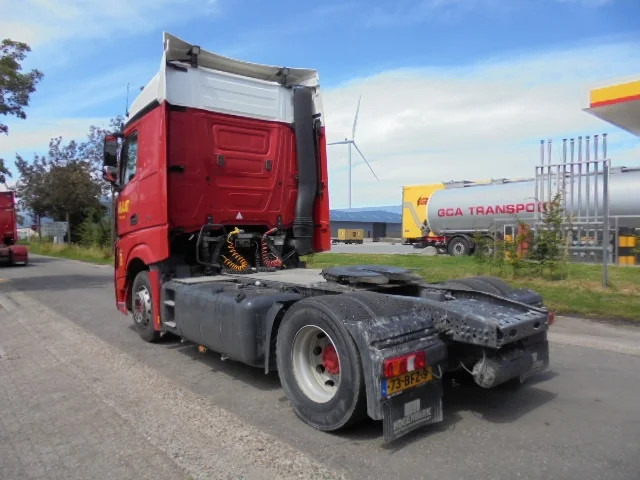 Cabeza tractora Mercedes-Benz Actros 1843: foto 7