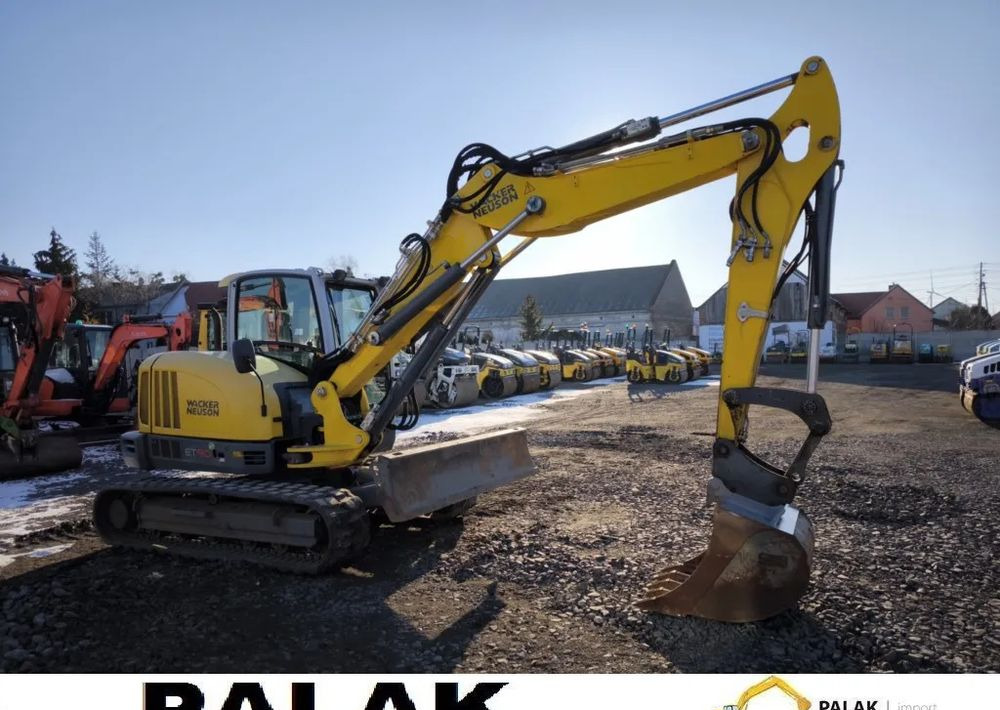 Excavadora de cadenas Wacker Neuson Mini koparka  WACKER NEUSON  ET 90 ,2016  RAMIĘ 3 RAZY ŁAMANE: foto 9