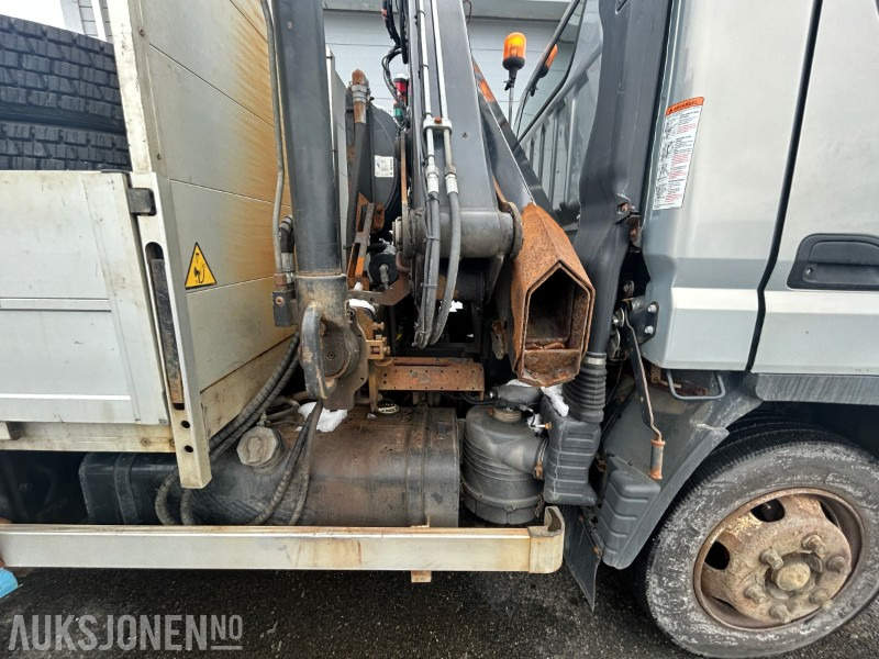 Leasing de  2009 Fuso Canter kranbil - HIAB 055 D-2 Hiduo kran m/fjernkontroll 2009 Fuso Canter kranbil - HIAB 055 D-2 Hiduo kran m/fjernkontroll: foto 6