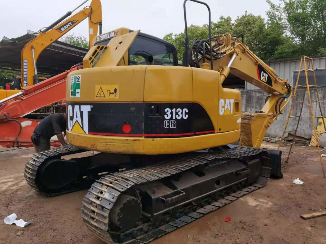 Excavadora de cadenas Caterpillar 313C: foto 10