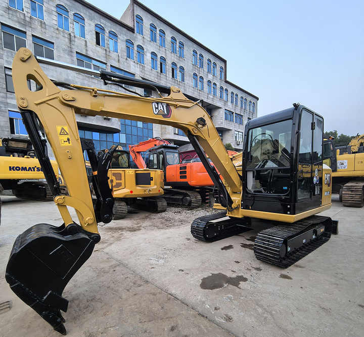 Excavadora de cadenas Original Mini Digger caterpillar 305.5 e2 for sale Used cat 305.5e2 Hydraulic Crawler Excavator 5.5 ton excavator: foto 6