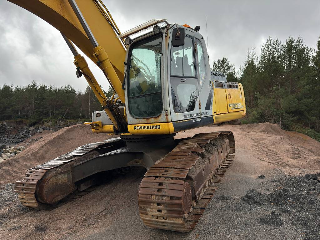 Leasing de  New Holland E 305 B LC New Holland E 305 B LC: foto 7