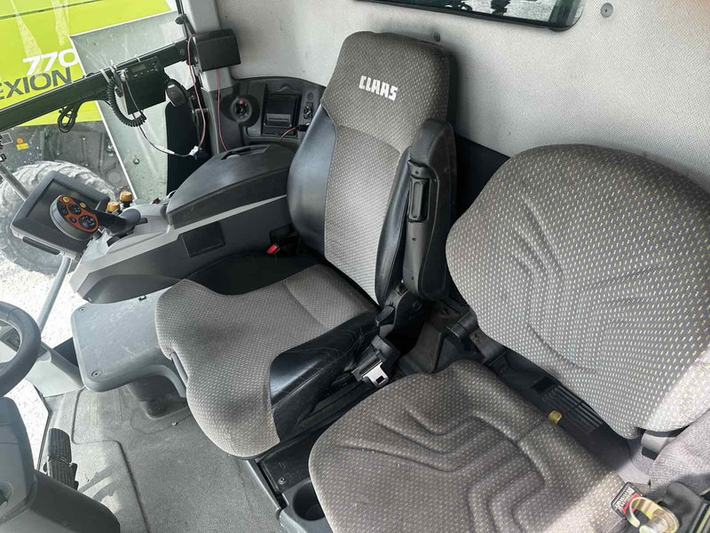 Cosechadora de granos para transporte de alimentos Claas Lexion 770tt: foto 12