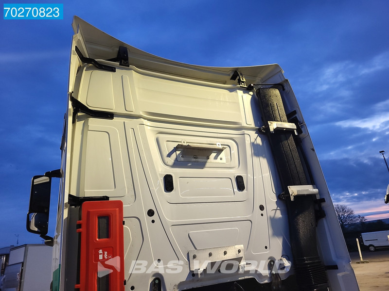 Cabeza tractora Mercedes-Benz Actros 1842 4X2 Mega StreamSpace: foto 10