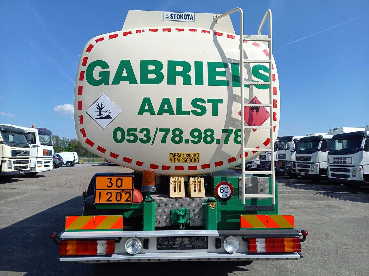 Camión cisterna MERCEDES AXOR: foto 8 Camión cisterna MERCEDES AXOR: foto 8