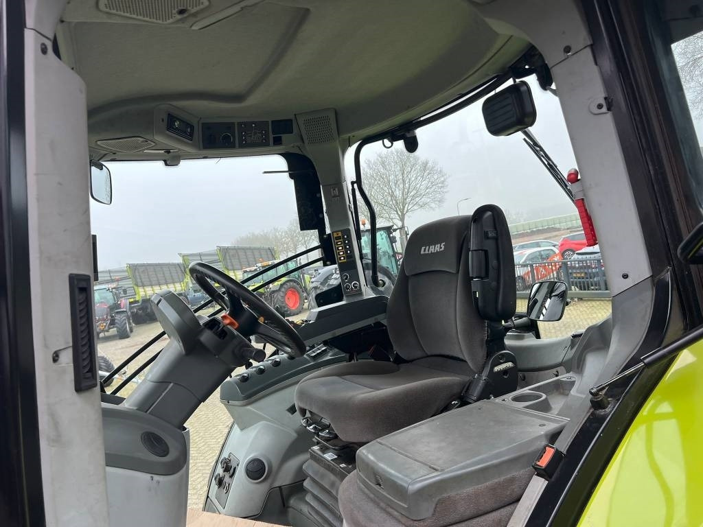 Tractor Claas Axion 800 Cis: foto 13